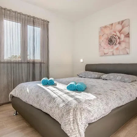 Casa vacanze Cozy In With Kitchen *