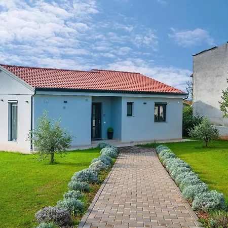 Two-bedroom In Nyaraló Barban